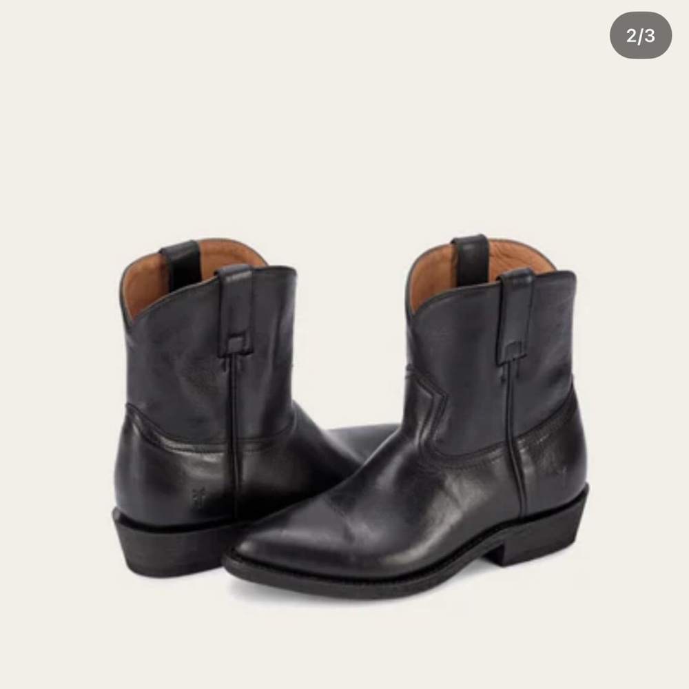 Women’s FRYE boots
